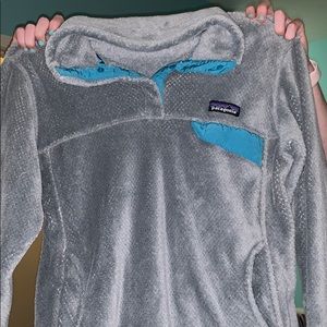 grey/blue patagonia pullover women’s Medium